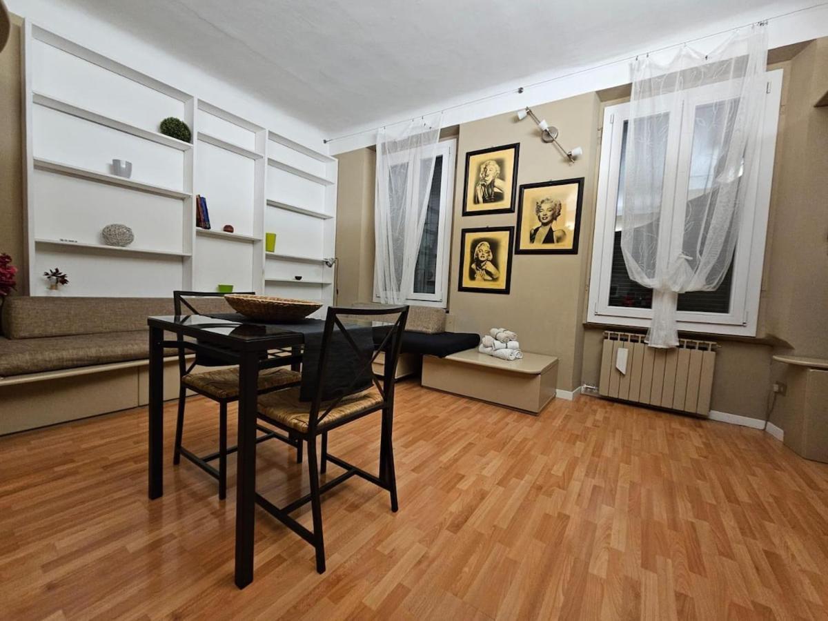Downtown Loft * Milan